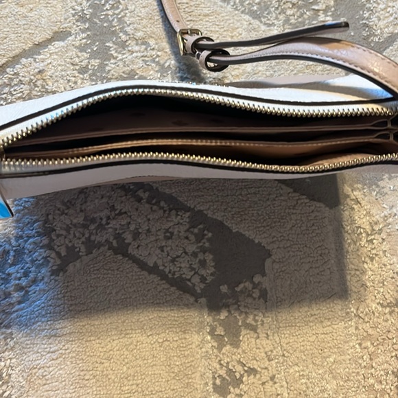 Kate spade purse - Picture 3 of 6